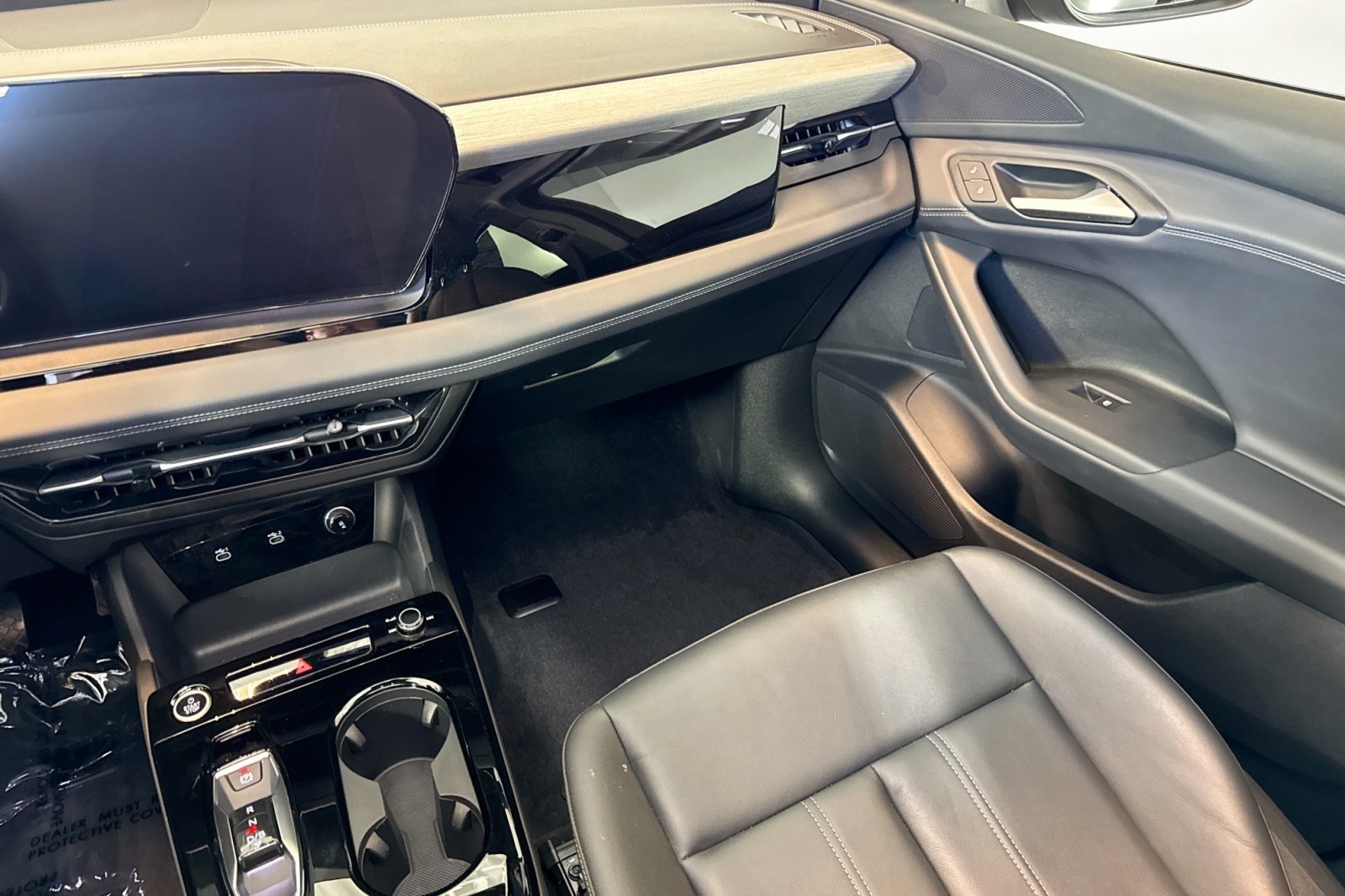 Used 2025 MYTHOS BLACK Audi Premium image 21