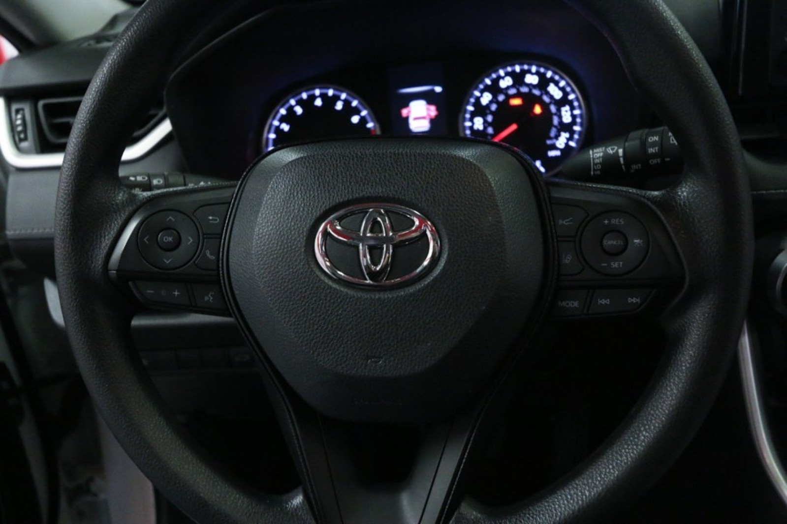 Used Car 2021 Toyota Rav4  Xle For Sale Under $25,000 In Austin, Texas