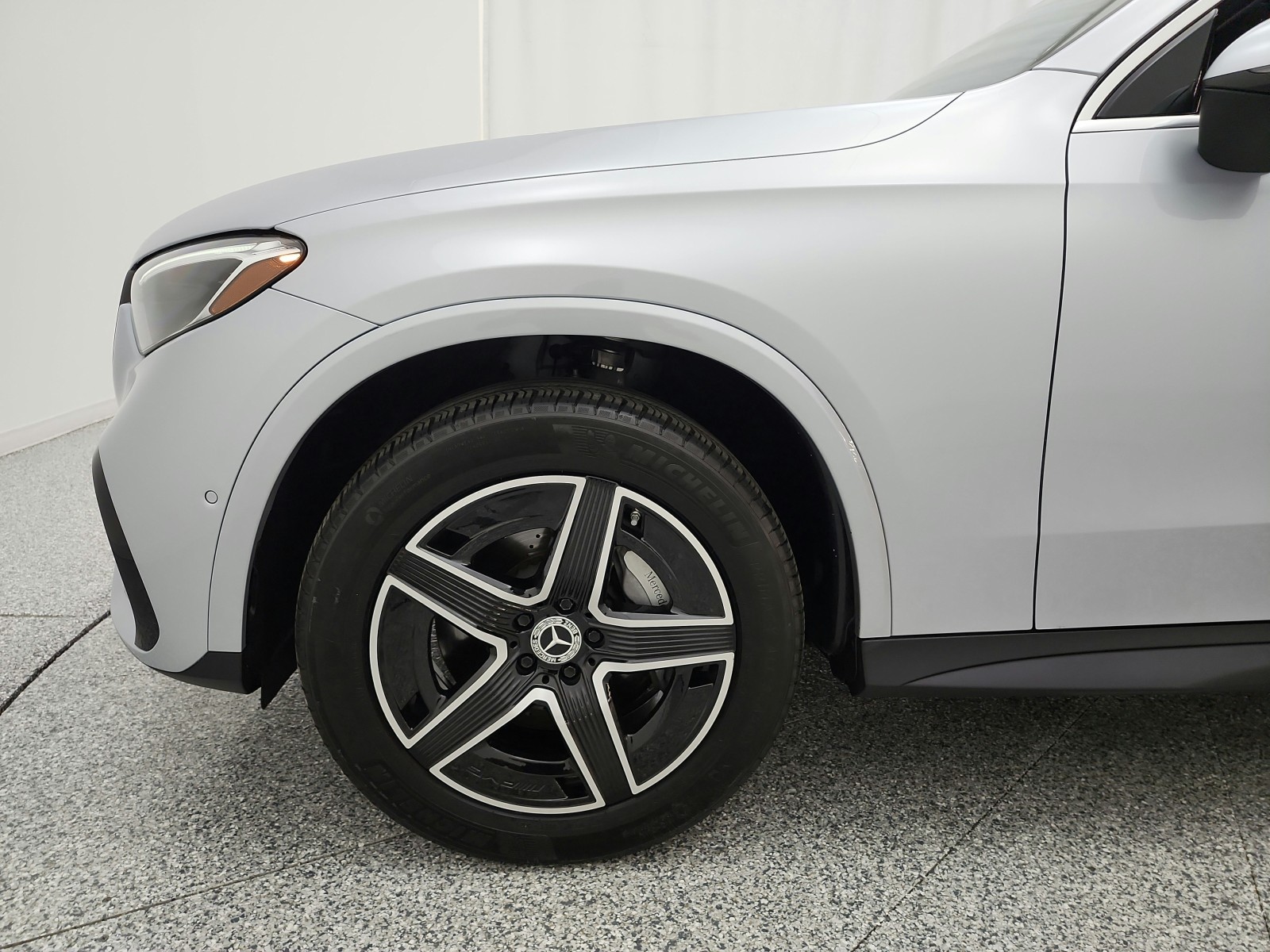 Used 2024 Cirrus Silver Metallic Mercedes-Benz GLC 300 4MATIC® Coupe image 17