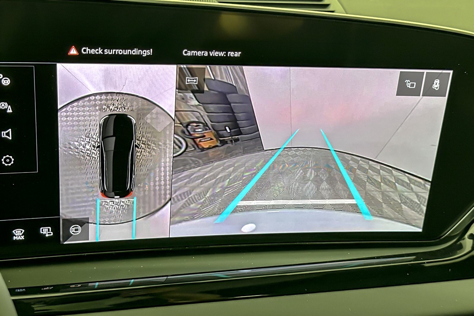 New 2025 Glacier White Metallic Audi Premium Plus 2.0 TFSI quattro image 18