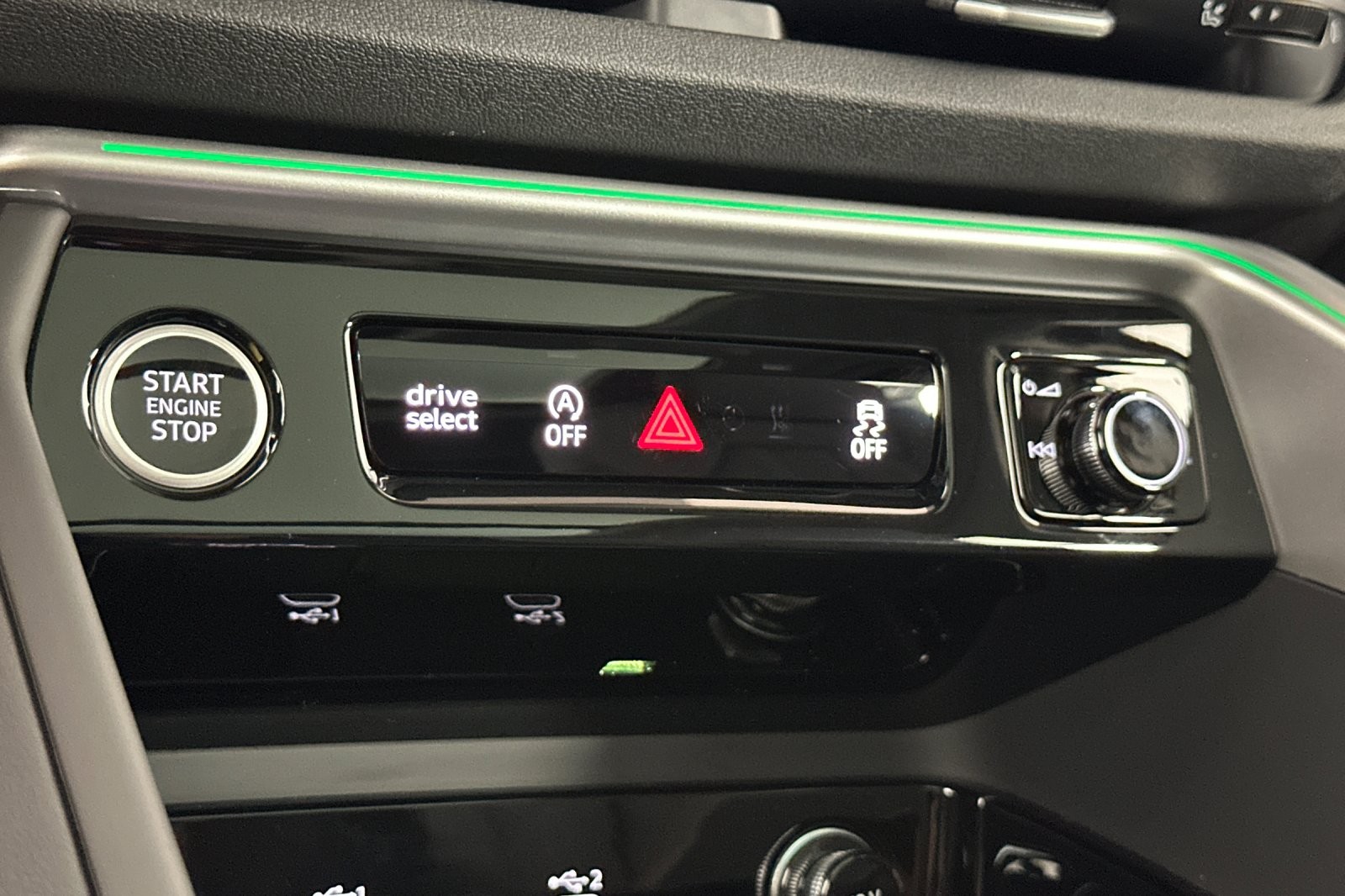 New 2025 Tambora Gray Metallic Audi Premium Plus 2.0 TFSI quattro image 20