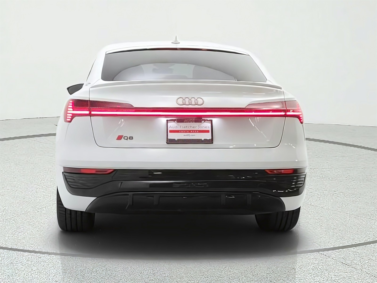 Used 2024 Glacier White Metallic Audi S line Premium image 6