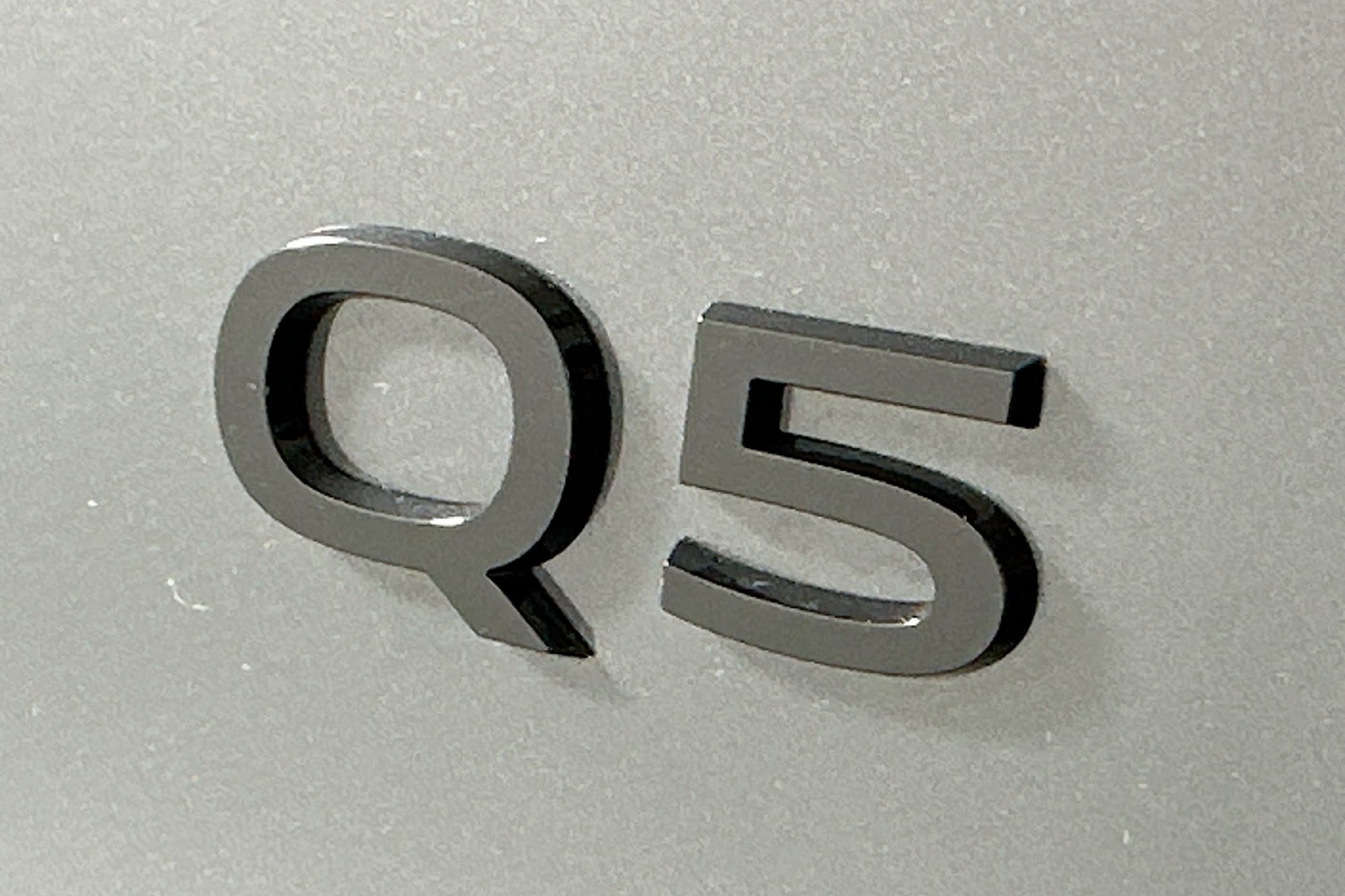 New 2026 Tambora Gray Metallic Audi Premium image 10