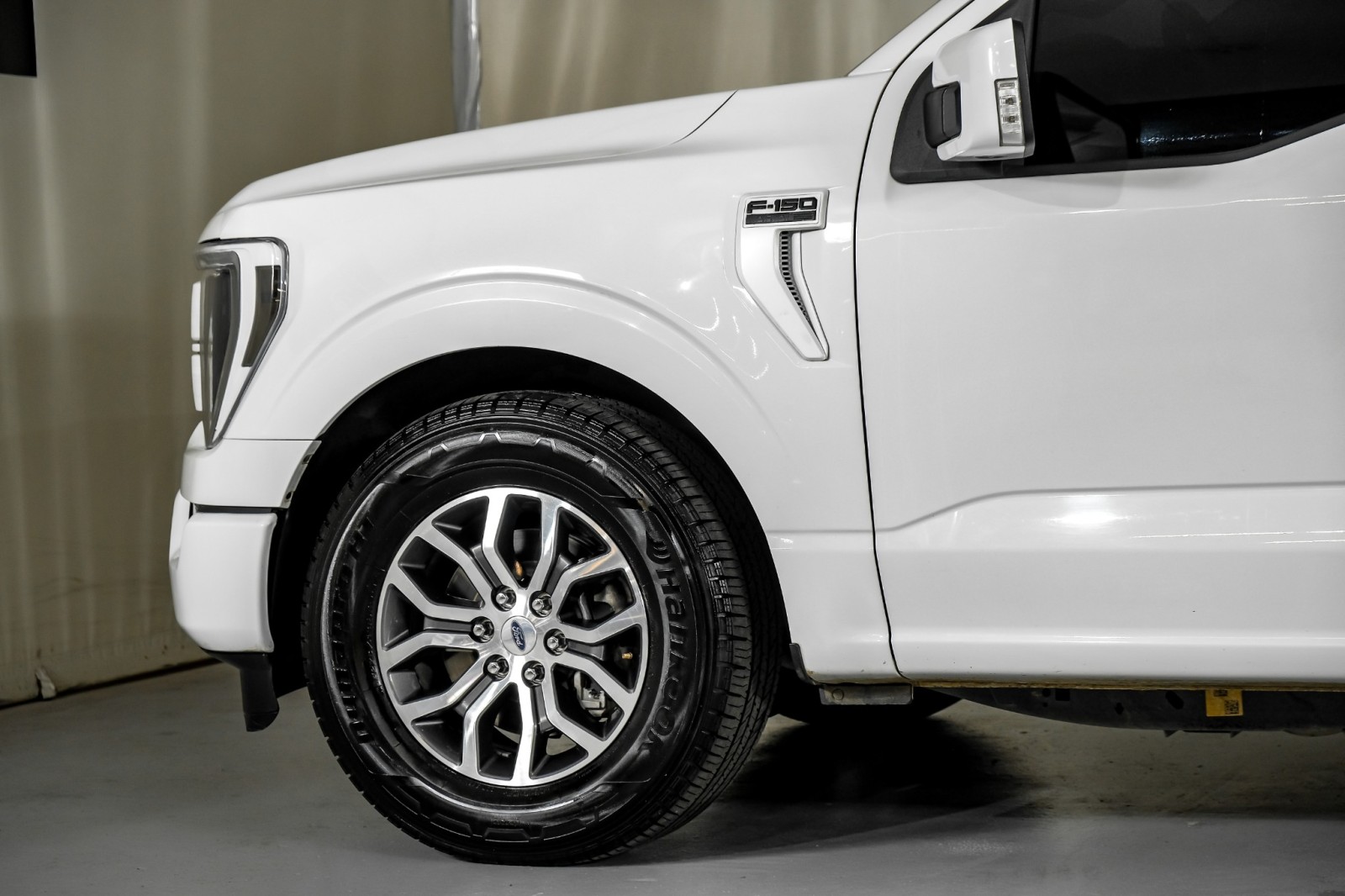 2021 Ford F-150 Lariat 12