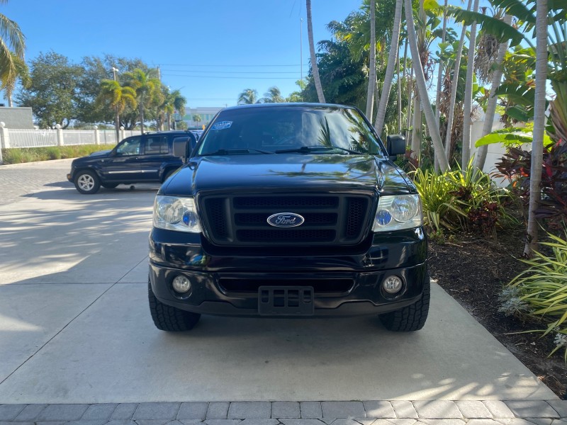 2006 Ford F-150 STX 4 DOOR LOW MILES 92,223 in ,