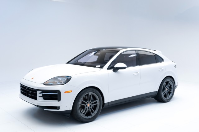 2024  Cayenne Coupe in , 