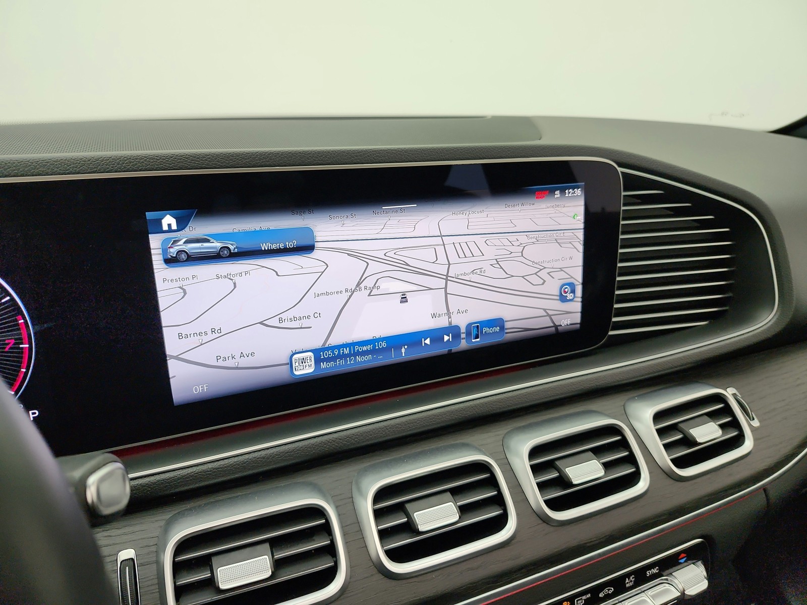 Certified Used 2024 Polar White Mercedes-Benz GLE 350 4MATIC® SUV image 12