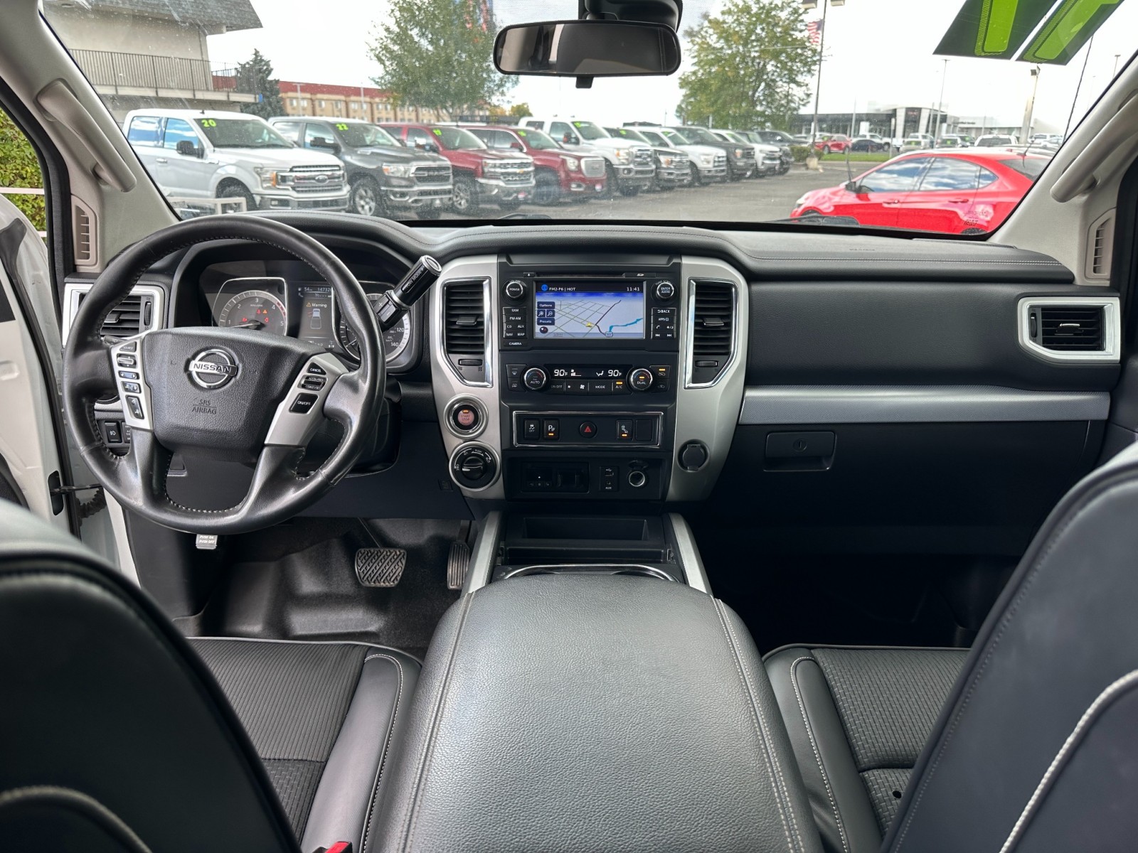 2017 Nissan Titan XD PRO-4X 34