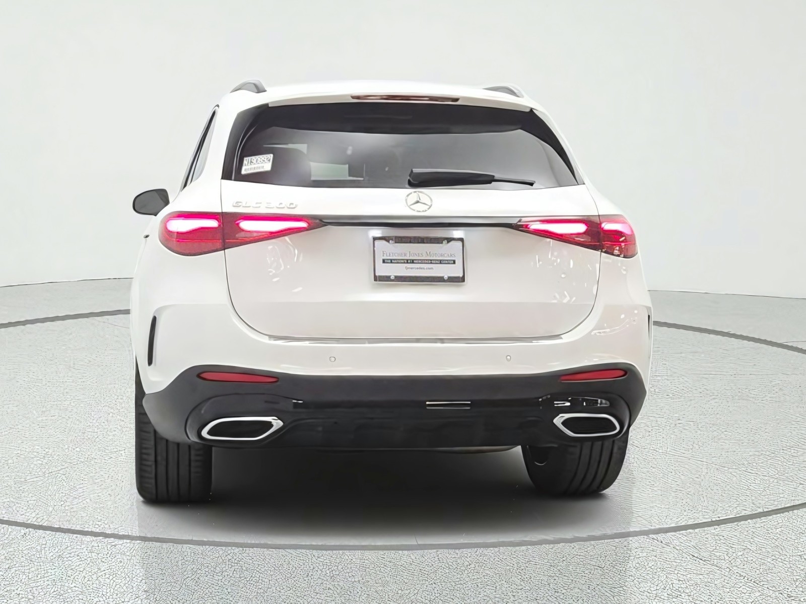 New 2027 Polar White Mercedes-Benz GLC 300 SUV image 6