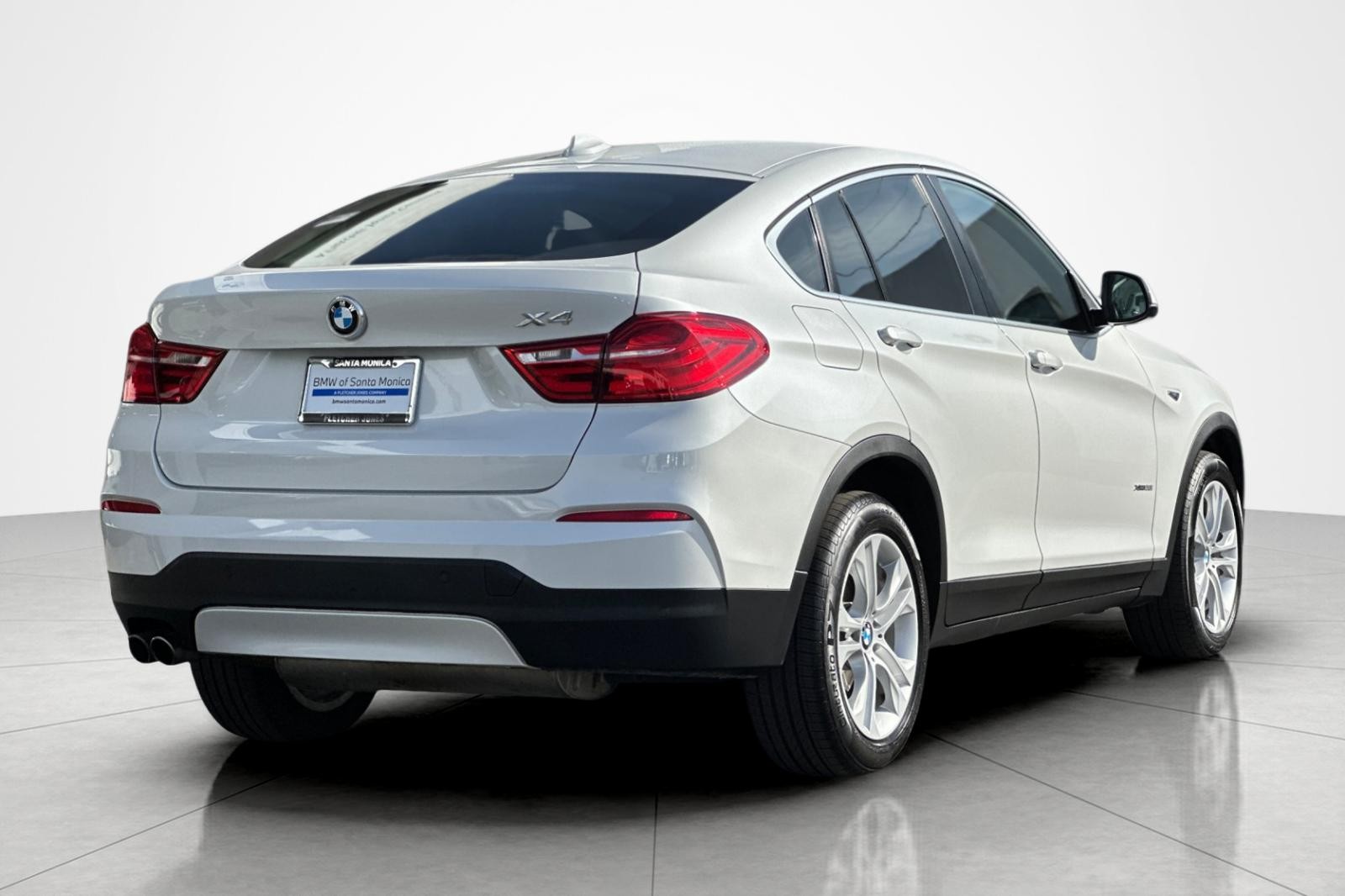 Used 2015 Mineral White Metallic BMW xDrive28i image 5