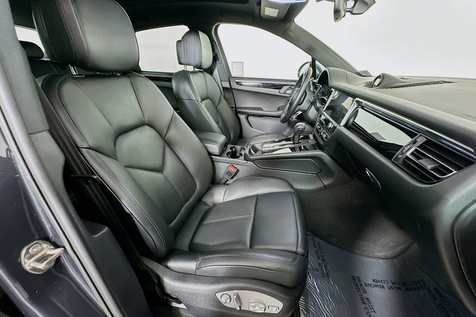 Used 2023 Volcano Grey Metallic Porsche S image 8