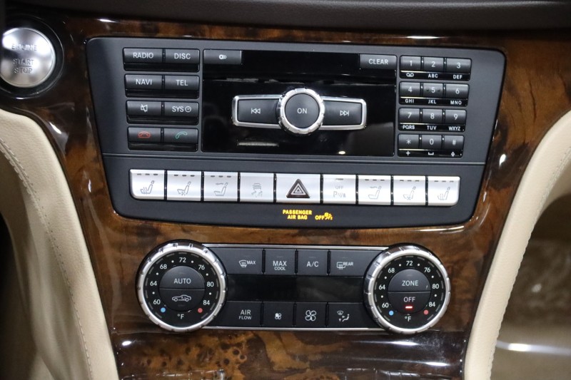 2013 Mercedes-Benz SL 550 AMG Sport 2dr Roadster in , 