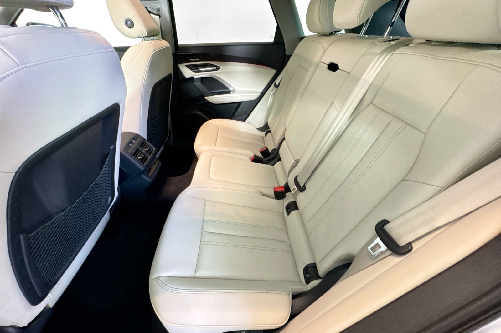 New 2025 Arkona White Audi Premium Plus 2.0 TFSI quattro image 22