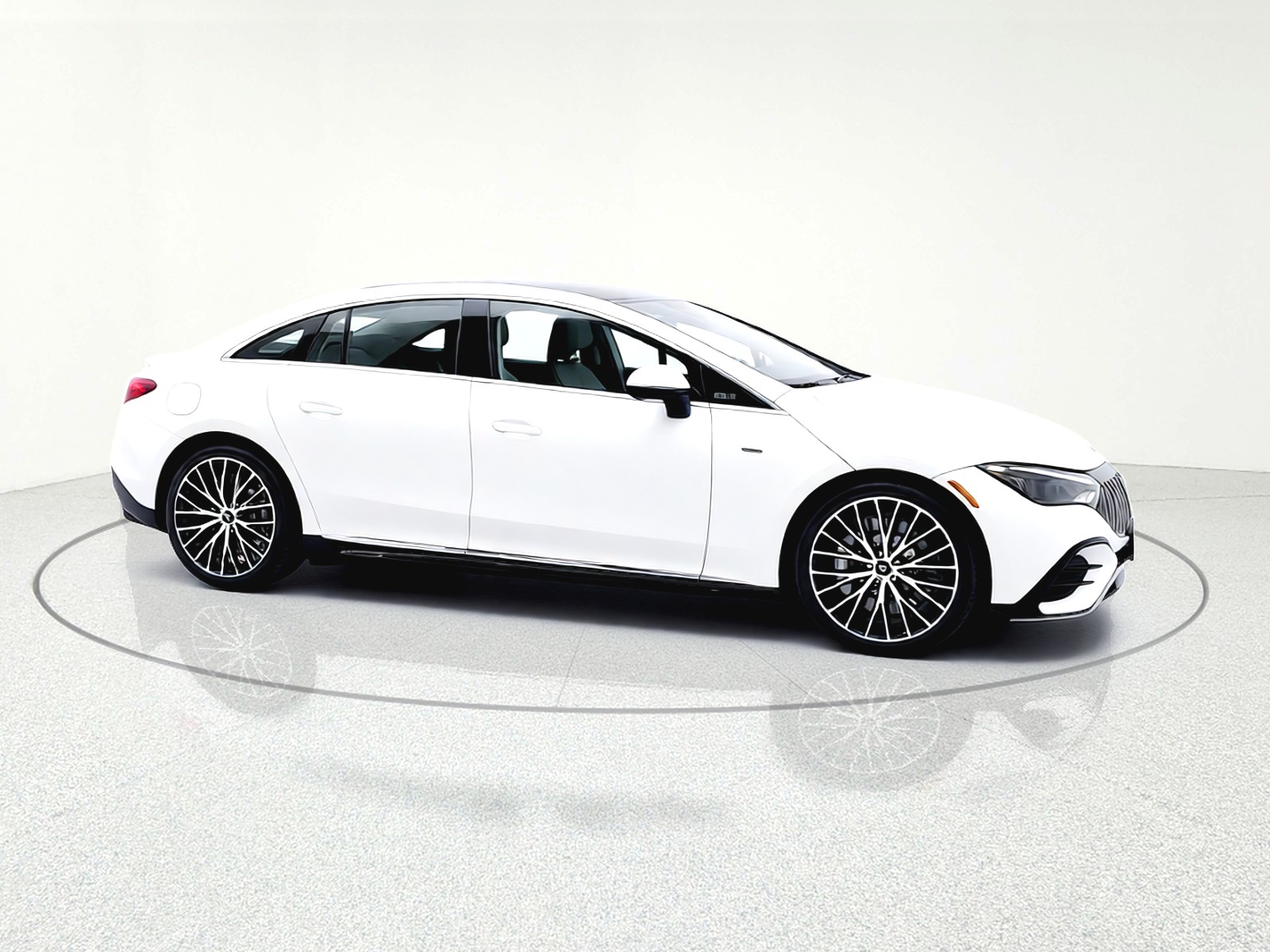 Used 2023 MANUFAKTUR Moonlight White Metallic Mercedes-Benz AMG® EQE 4MATIC+ Sedan image 10