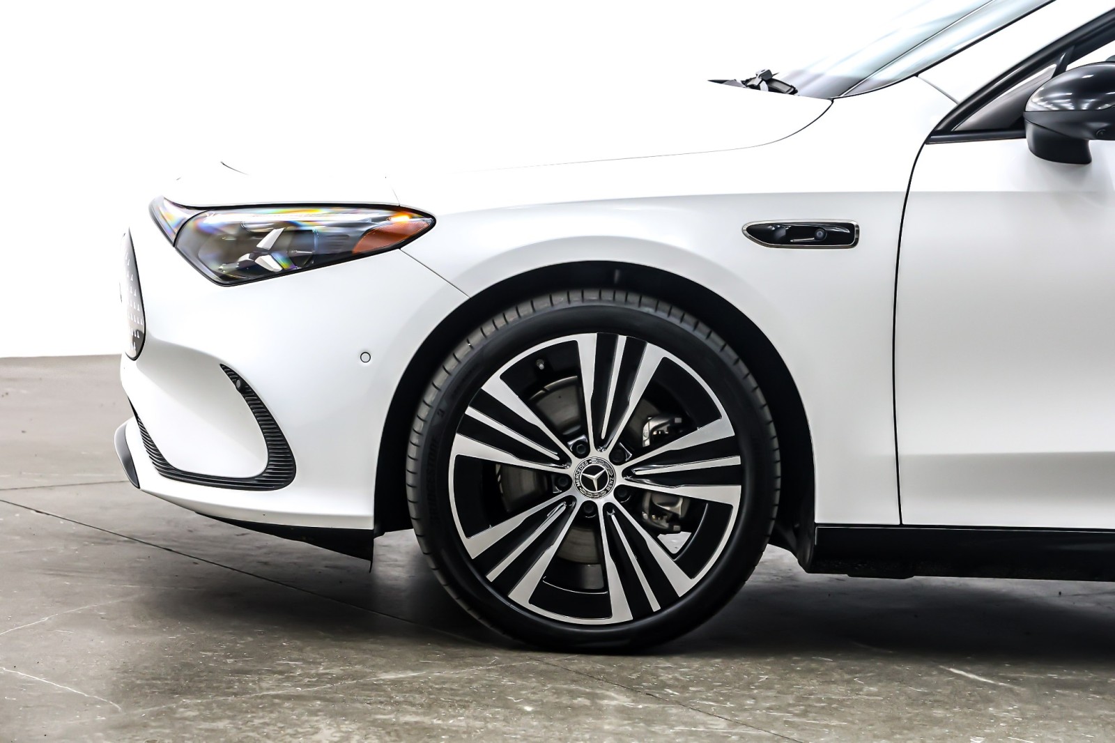 New 2026 Polar White Mercedes-Benz CLA 350 image 10