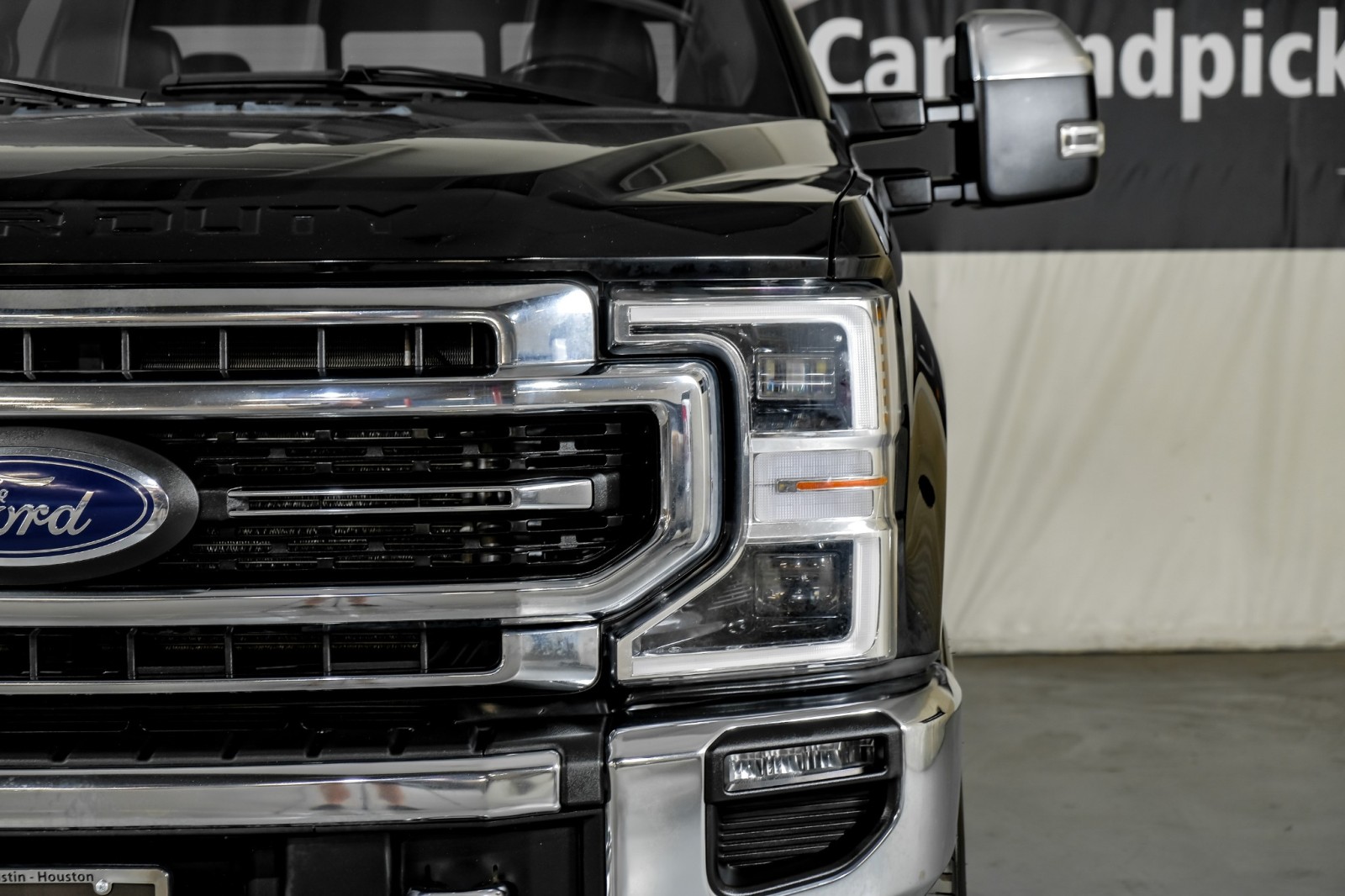 2022 Ford F-350 SRW Lariat 42