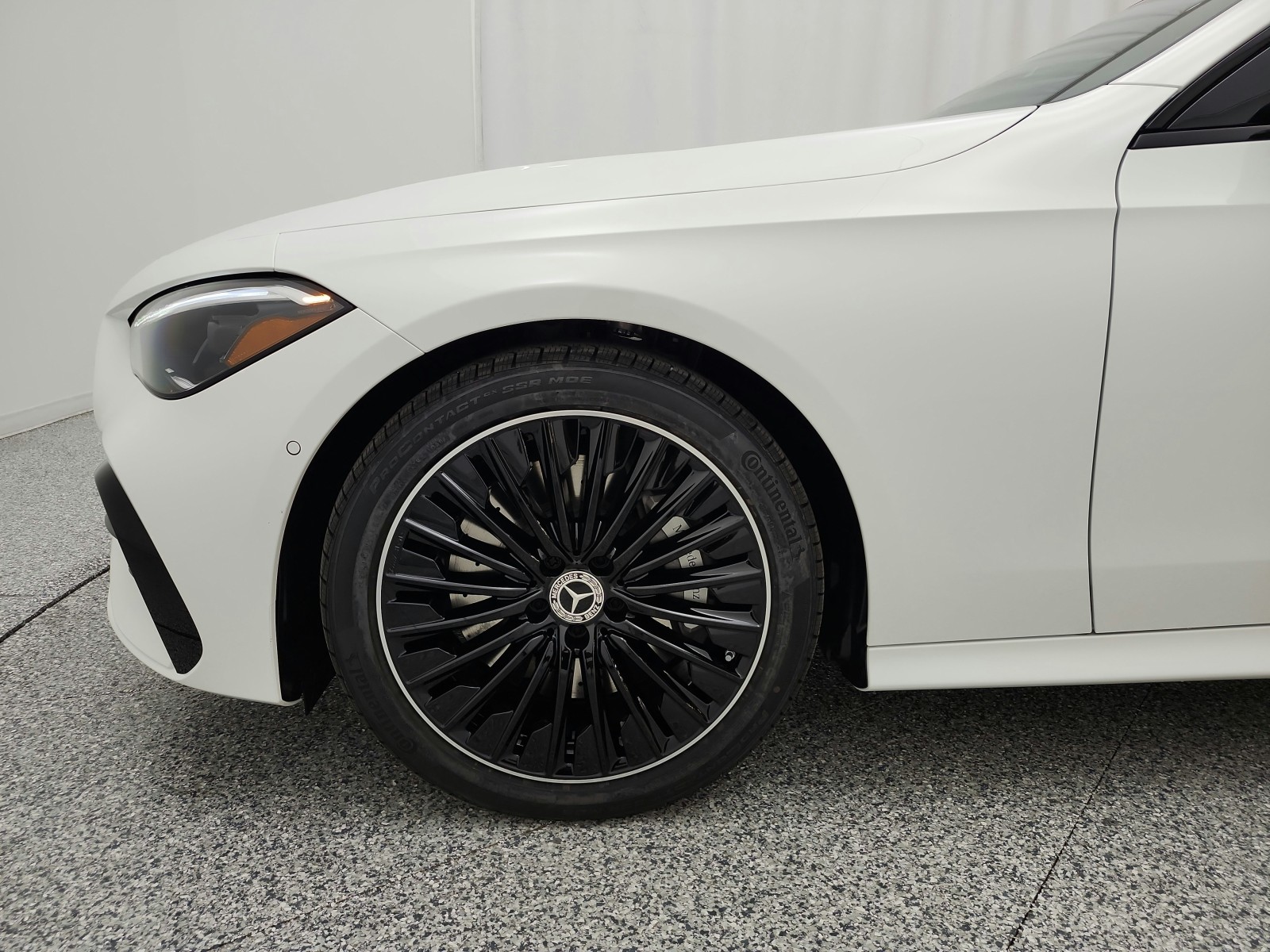 New 2027 Polar White Mercedes-Benz CLE 450 4MATIC® Coupe image 13