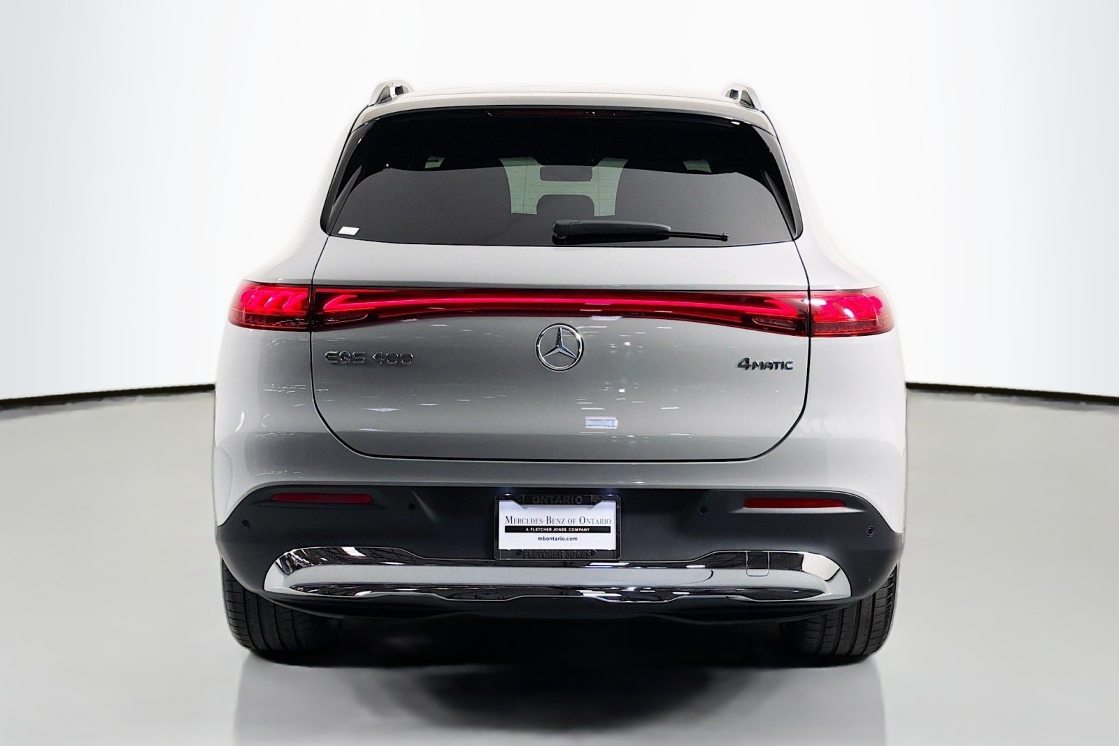 New 2026 MANUFAKTUR Alpine Grey Mercedes-Benz EQS 400 4MATIC® SUV image 3