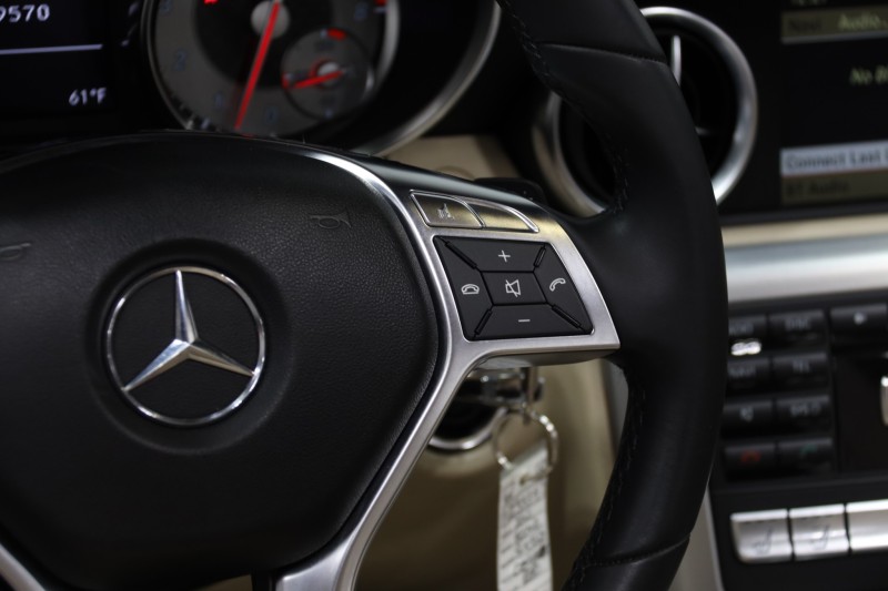 2012 Mercedes-Benz SLK 350 AMG Sport 2dr Roadster in , 