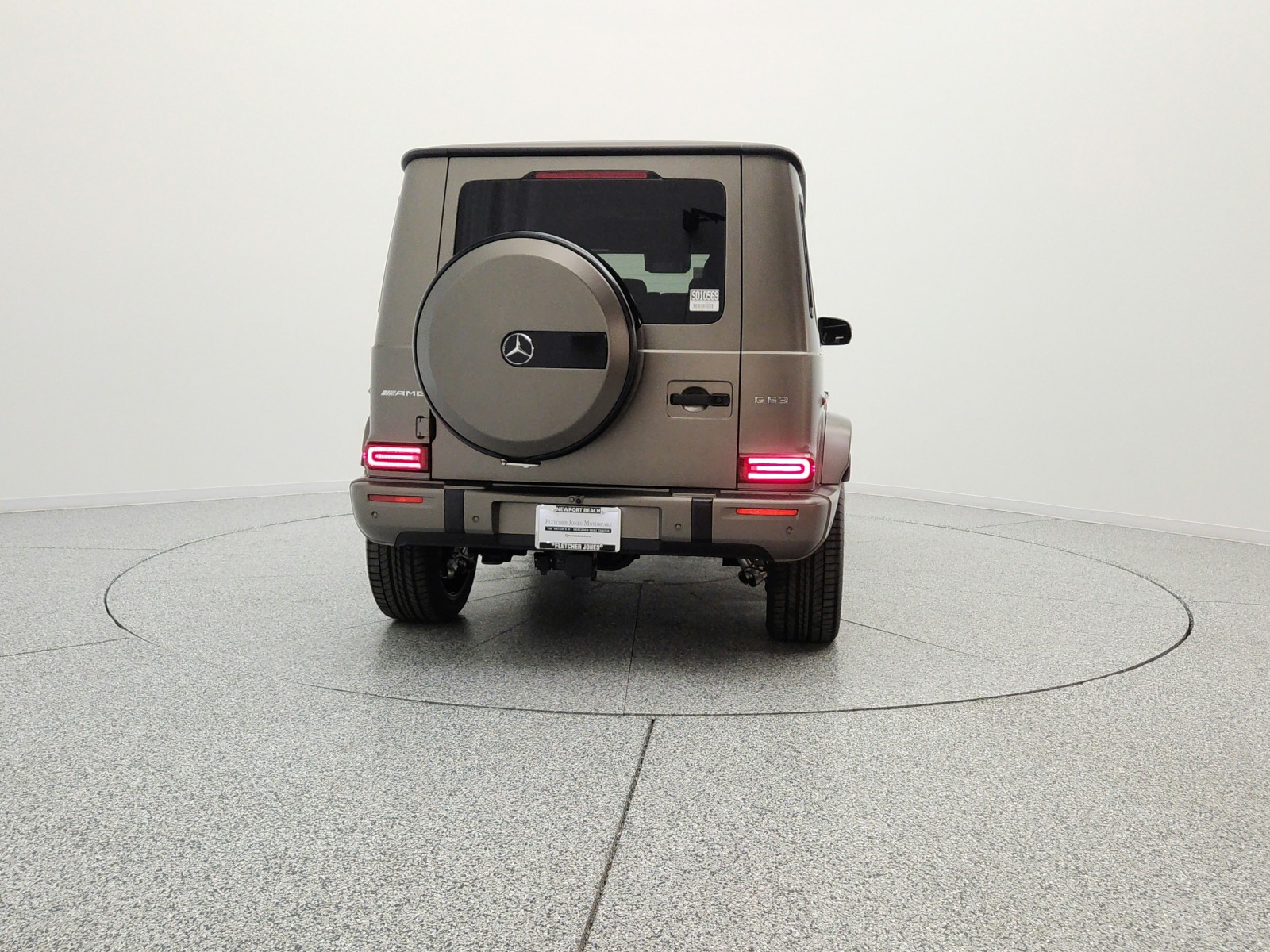 New 2026 MANUFAKTUR Monza Grey Magno Mercedes-Benz AMG® G 63 SUV image 6
