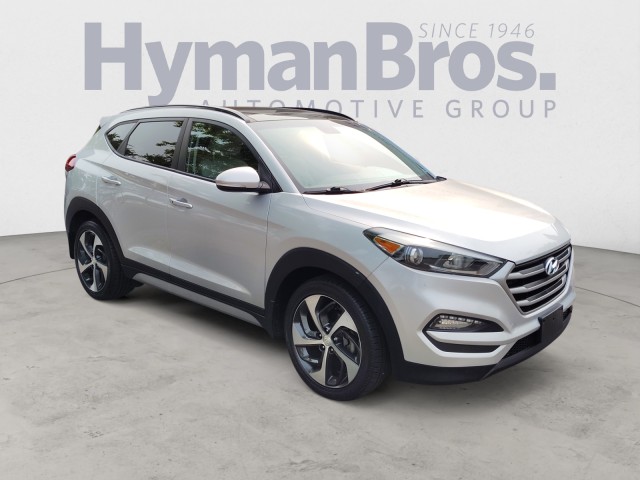 Molten Silver 2018 Hyundai Tucson SUV / Crossover Front-Wheel Drive Automatic