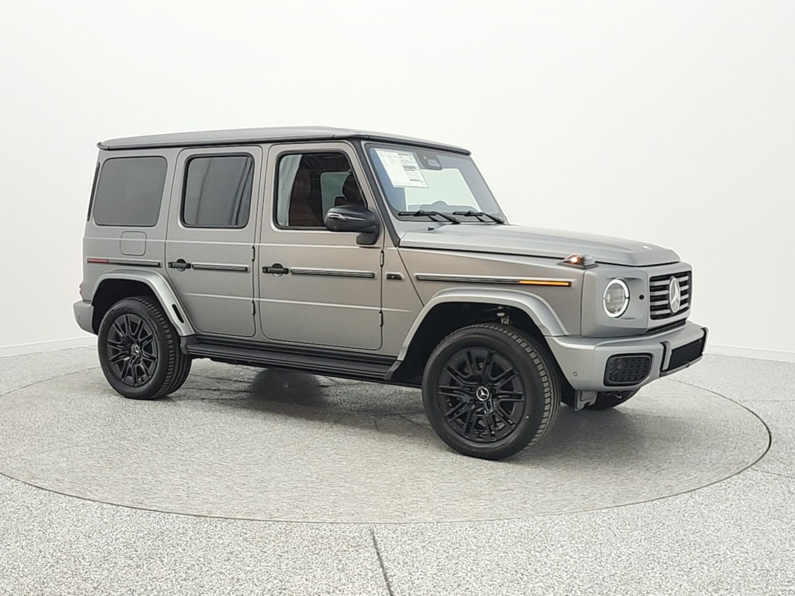 New 2026 MANUFAKTUR Platinum magno Mercedes-Benz G 580e image 3