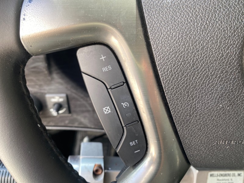2013 GMC SAVANA HI TOP CONVERSION HANDICAP LIFT LOW MILES 24,857 in , 