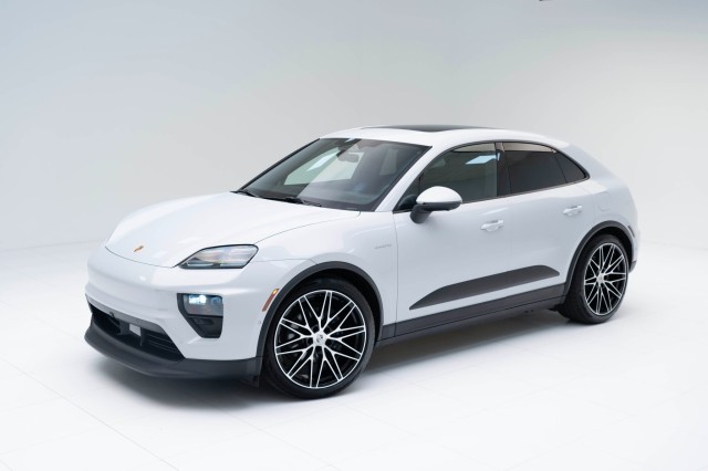 2024  Macan 4 Electric in , 
