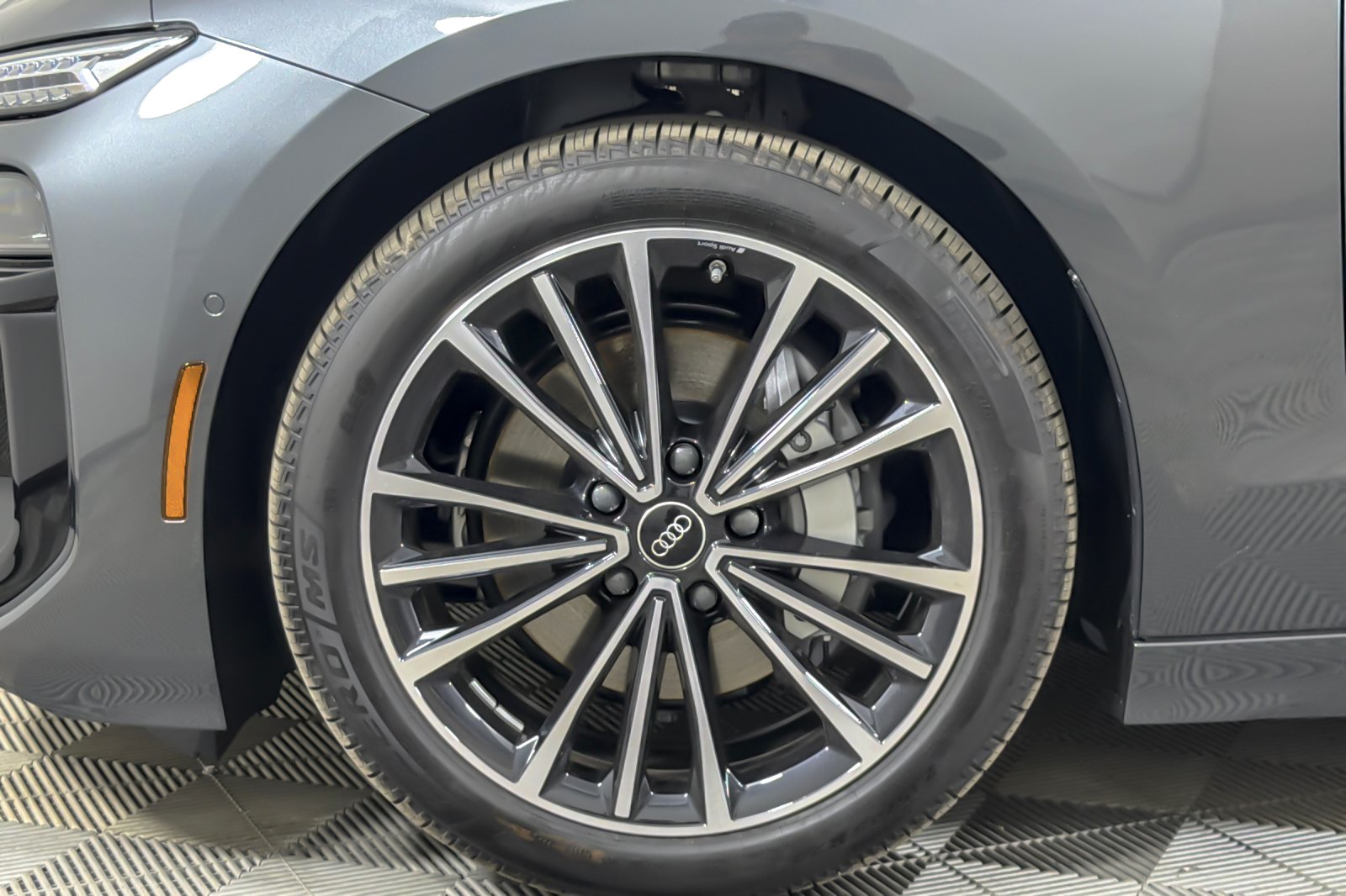 New 2027 Daytona Gray Pearl Effect Audi Premium Plus quattro image 22