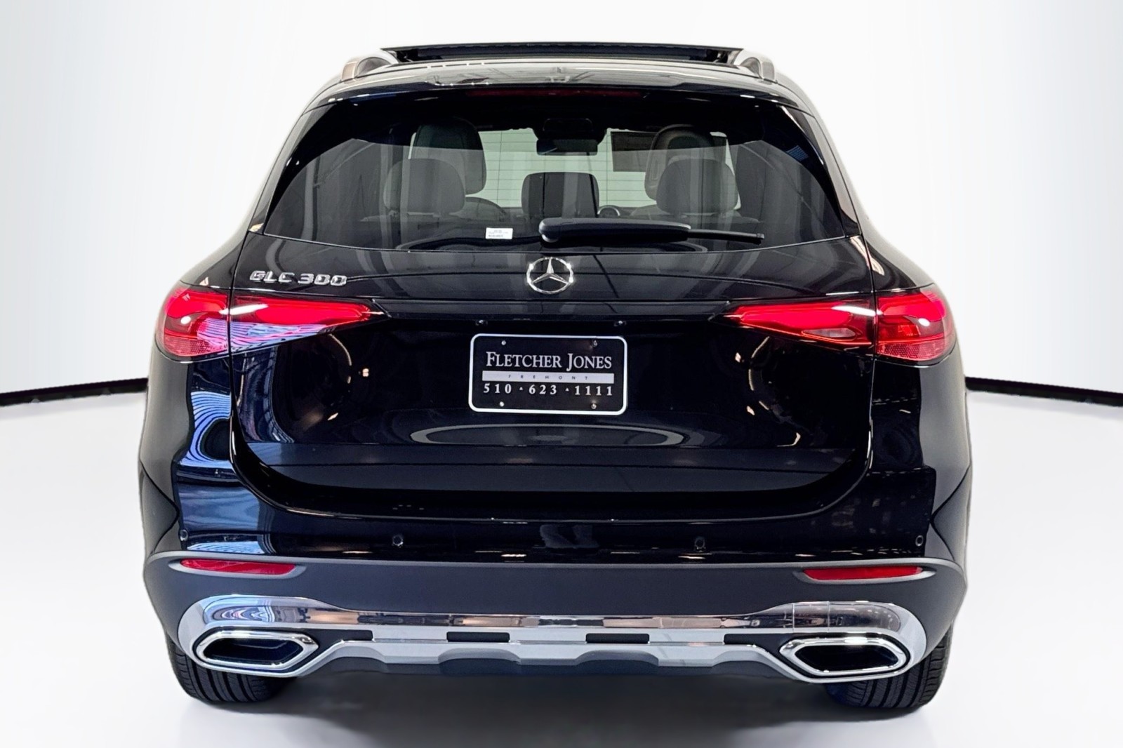 New 2026 Black Mercedes-Benz GLC 300 SUV image 6