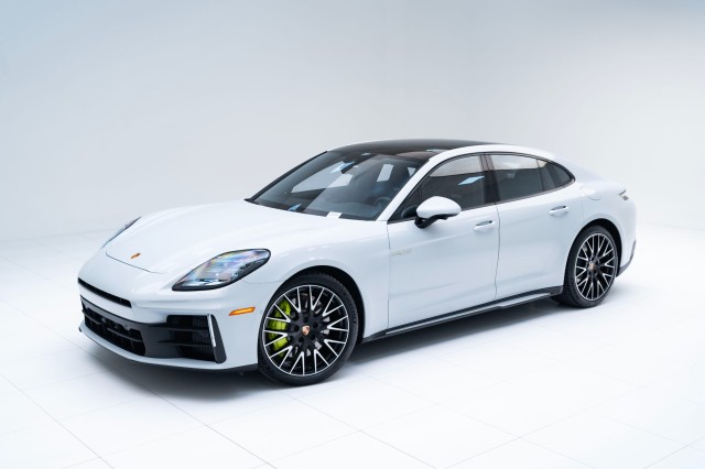 2025  Panamera 4 E-Hybrid in , 