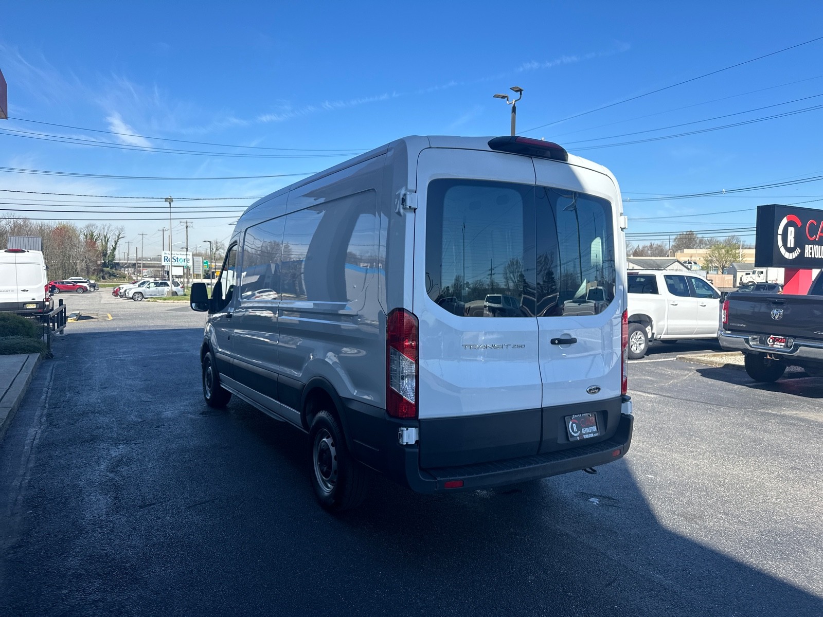 View vehicle photo 5