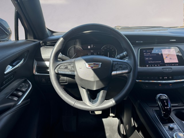 2022 Cadillac XT4 FWD Premium Luxury 12