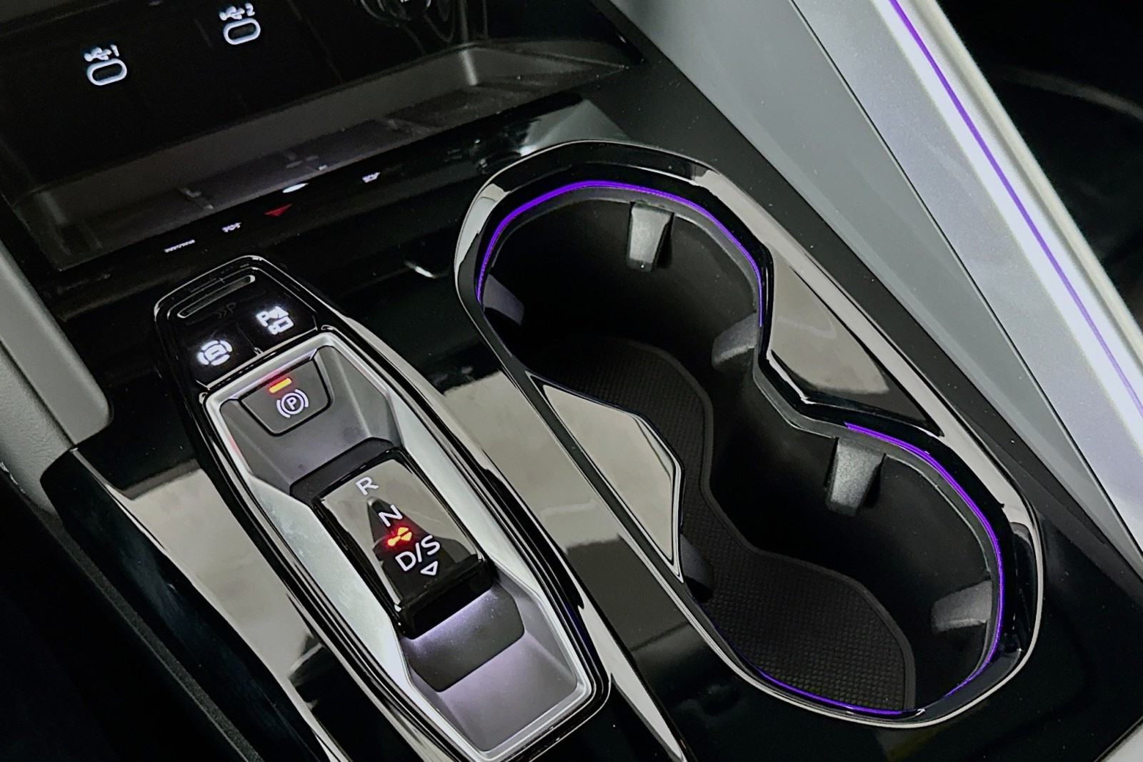 New 2025 Tambora Gray Metallic Audi Premium Plus image 7