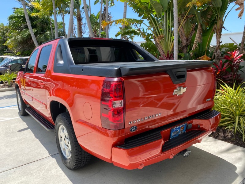 2009 Chevrolet Avalanche LT PU LOW MILES 58,696 in ,