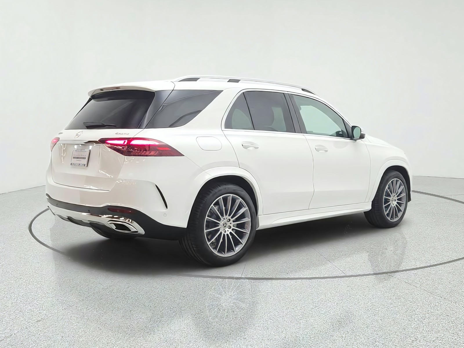 New 2026 Polar White Mercedes-Benz GLE 350 4MATIC® SUV image 5
