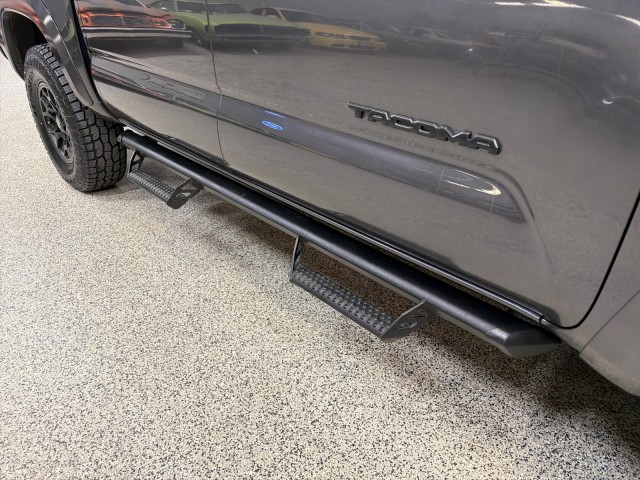 2022 Toyota Tacoma 4WD SR5 4WD V6 in , 