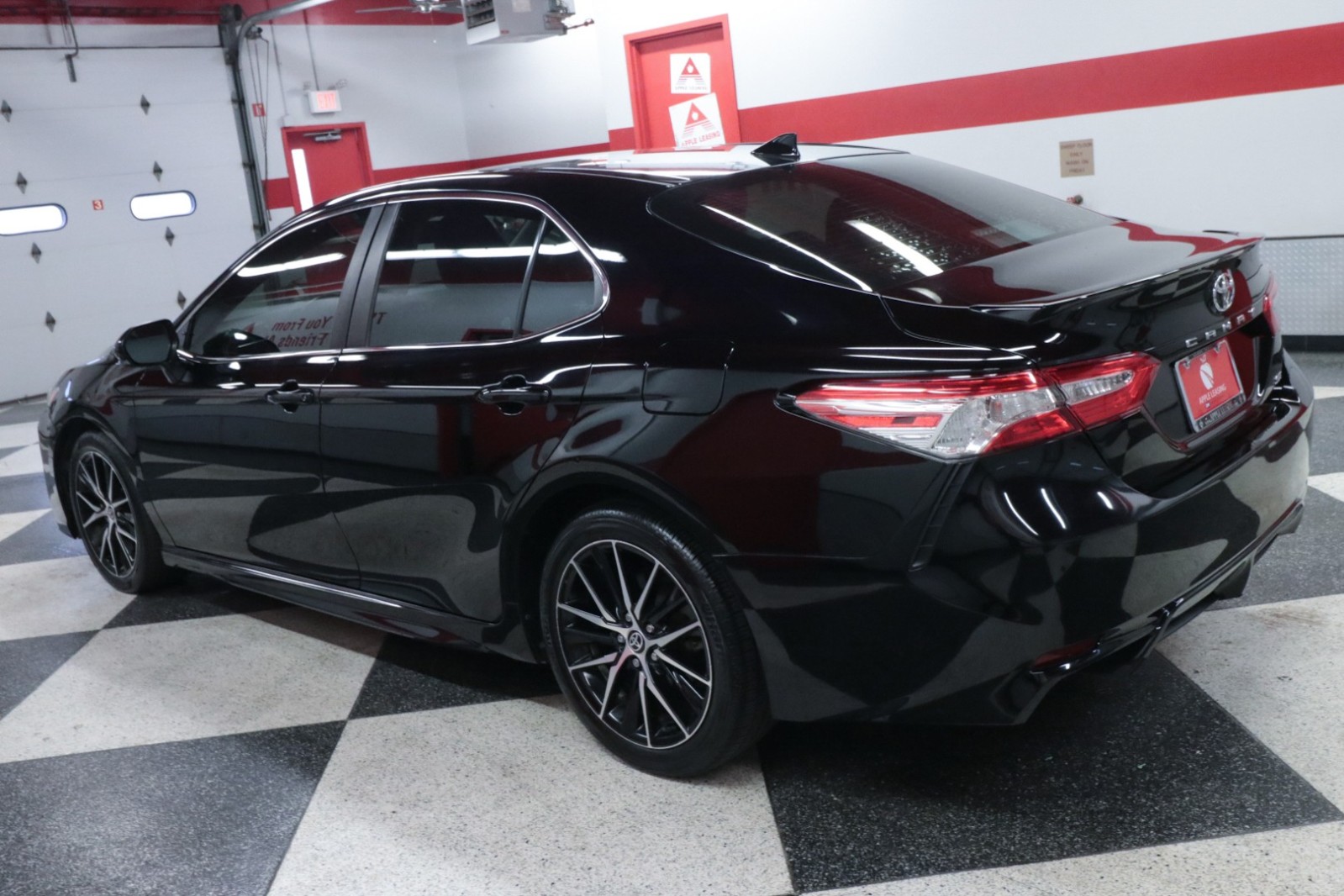 Used Car 2020 Toyota Camry  Se For Sale Under $25,000 In Austin, Texas