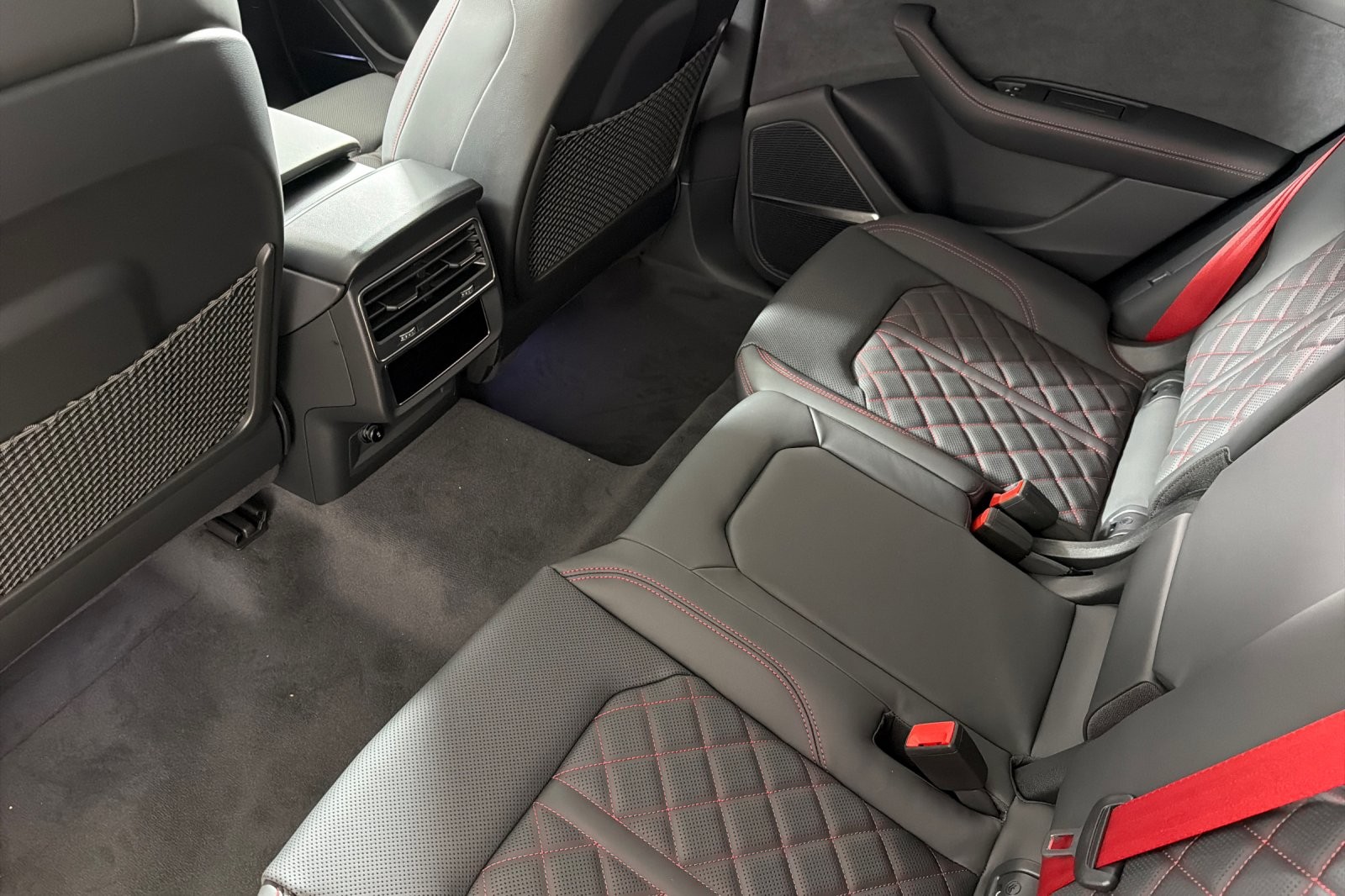 New 2026 Mythos Black Metallic Audi Prestige quattro *Ltd Avail* image 11