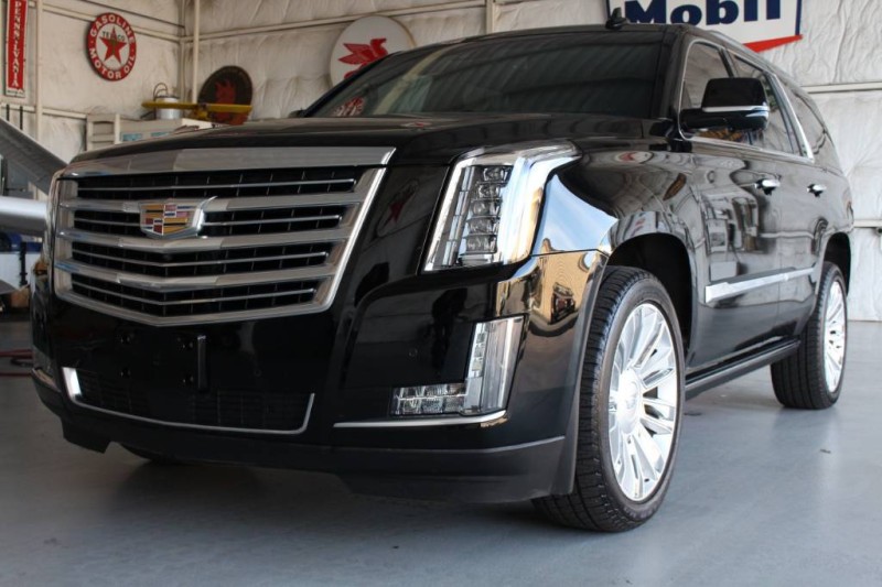 2016 Cadillac Escalade Platinum in Addison, TX