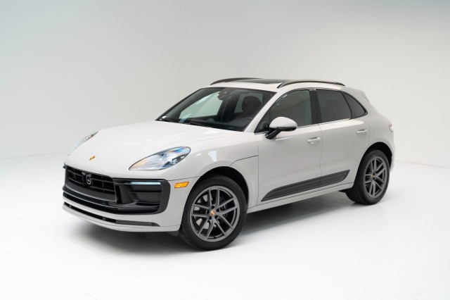 2025  Macan  in , 