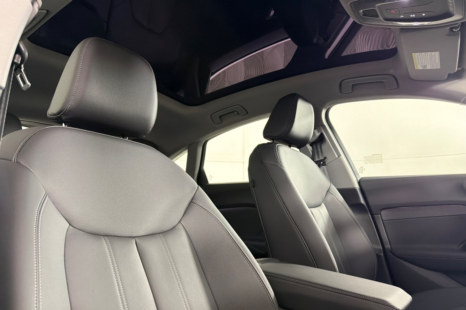 Used 2025 Arkona White Audi Premium 2.0 TFSI quattro image 15