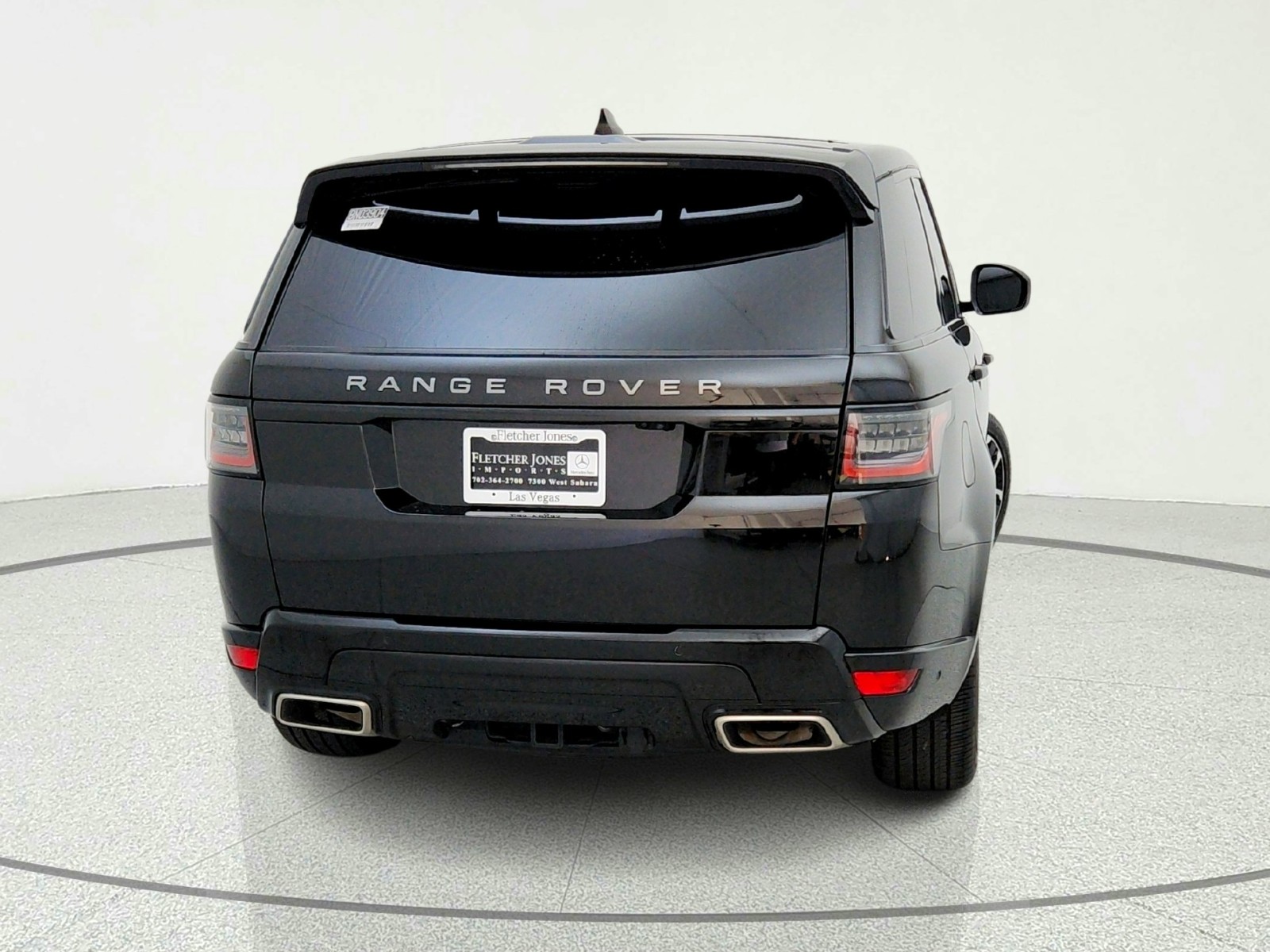 Used 2020 Santorini Black Metallic Land Rover HSE Dynamic image 10