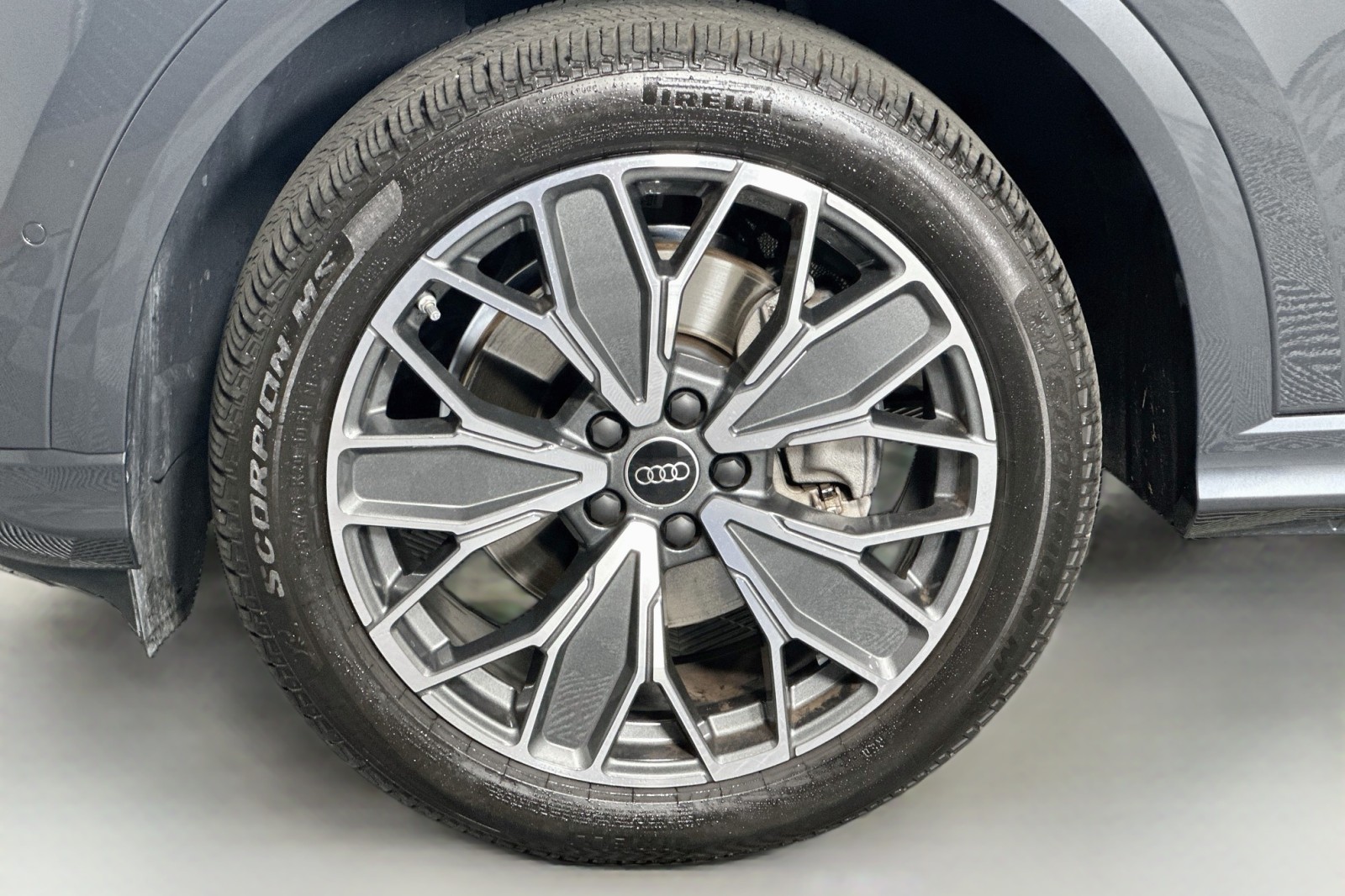 Used 2025 Tambora Gray Metallic Audi Premium Plus image 11