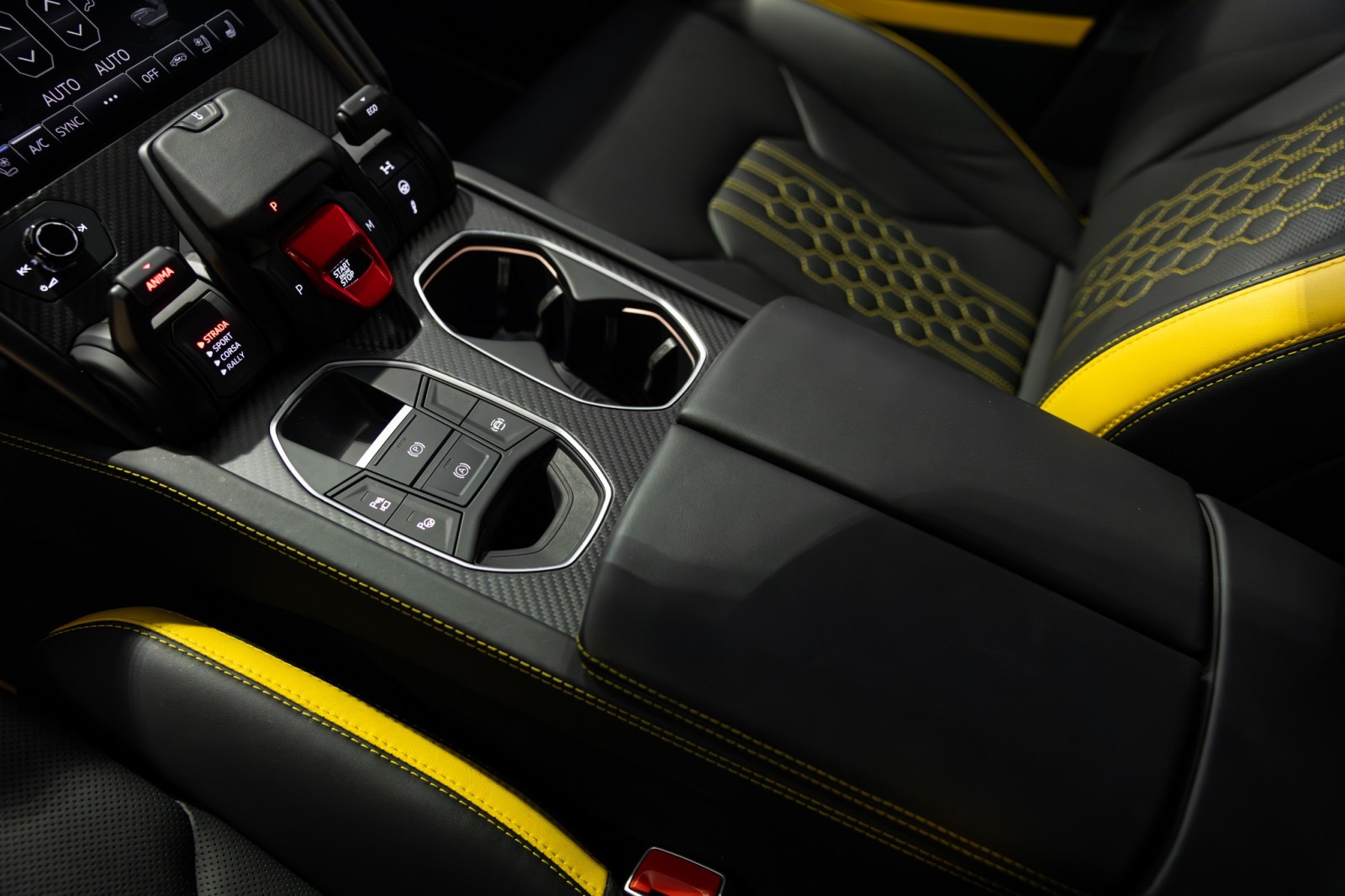 Used Car 2023 Lamborghini Urus  Performante For Sale Under $300,000 In Boerne, Texas