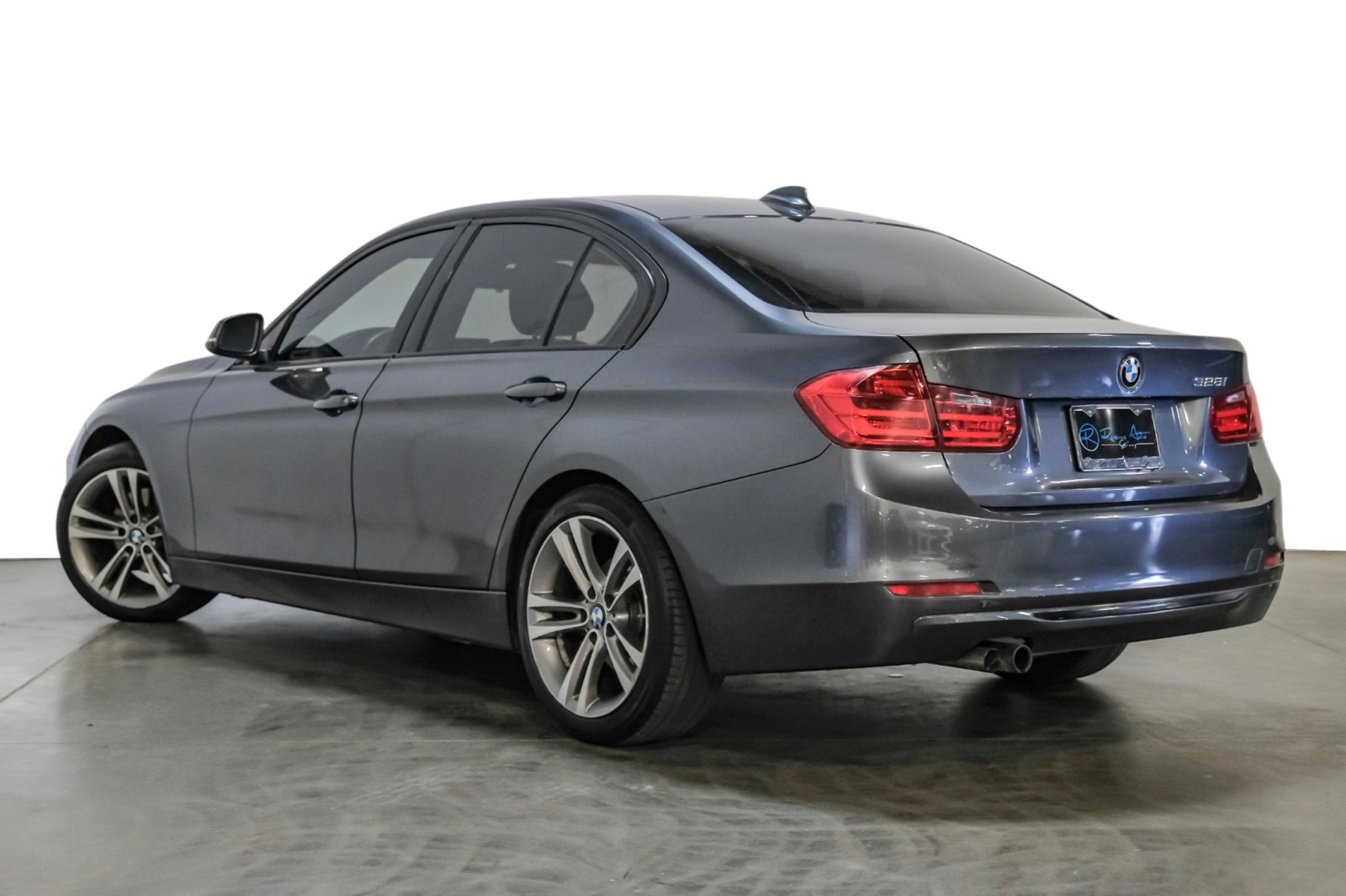 2014 BMW 3 Series 328i SportPkg PremiumPkg Navigation HIDLightingPkg 8