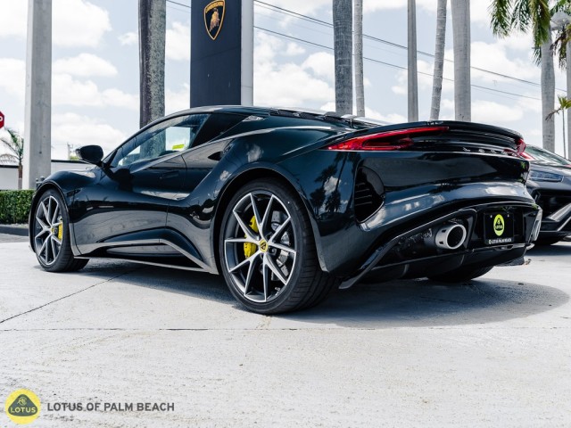 Lotus Emira