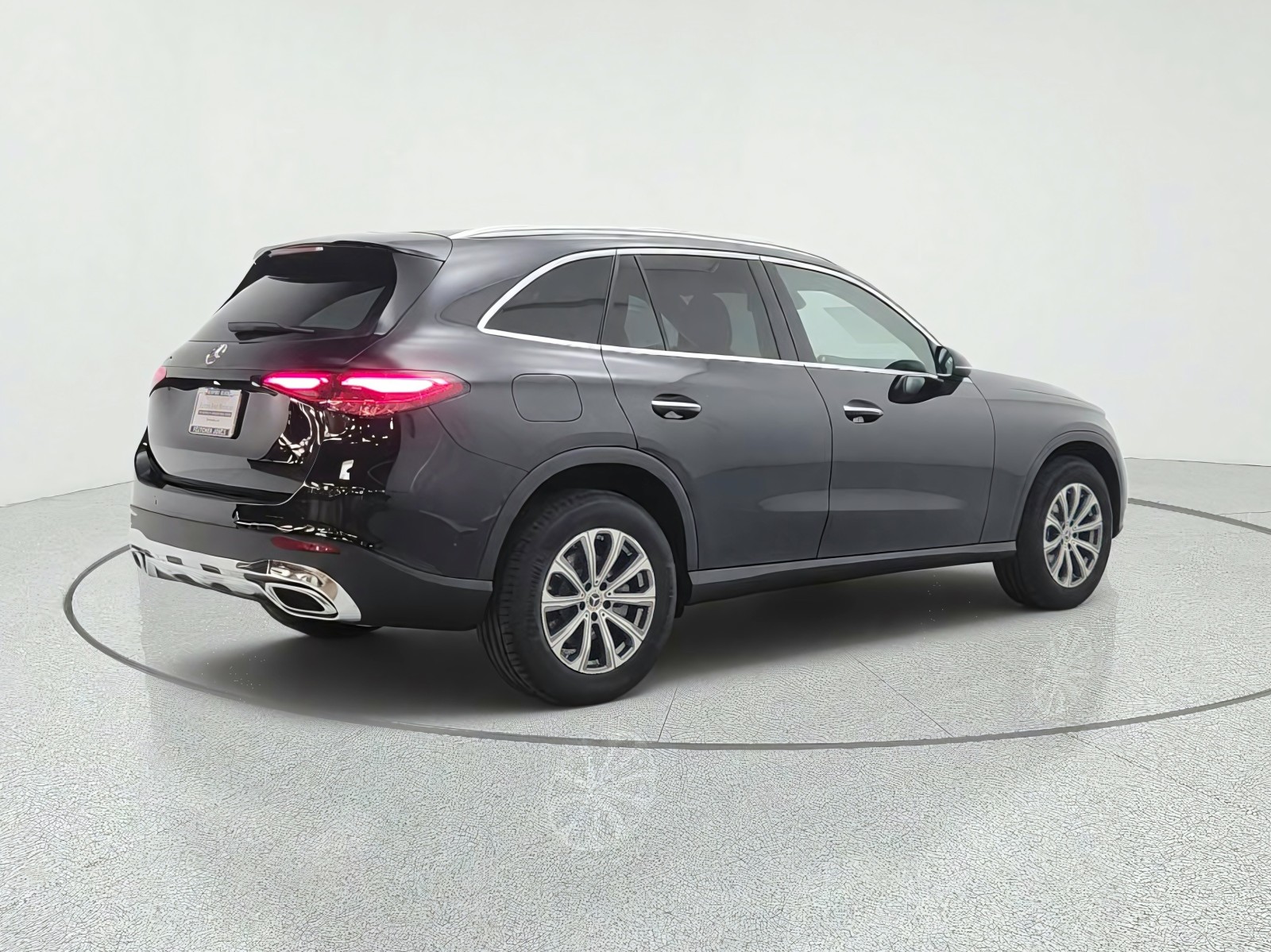 New 2026 Black Mercedes-Benz GLC 300 SUV image 5