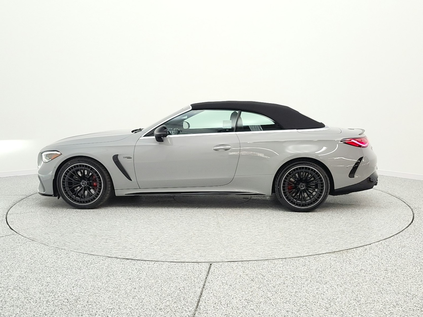 New 2026 MANUFAKTUR Alpine Grey Metallic Mercedes-Benz AMG® CLE 53 4MATIC+ Cabriolet image 29