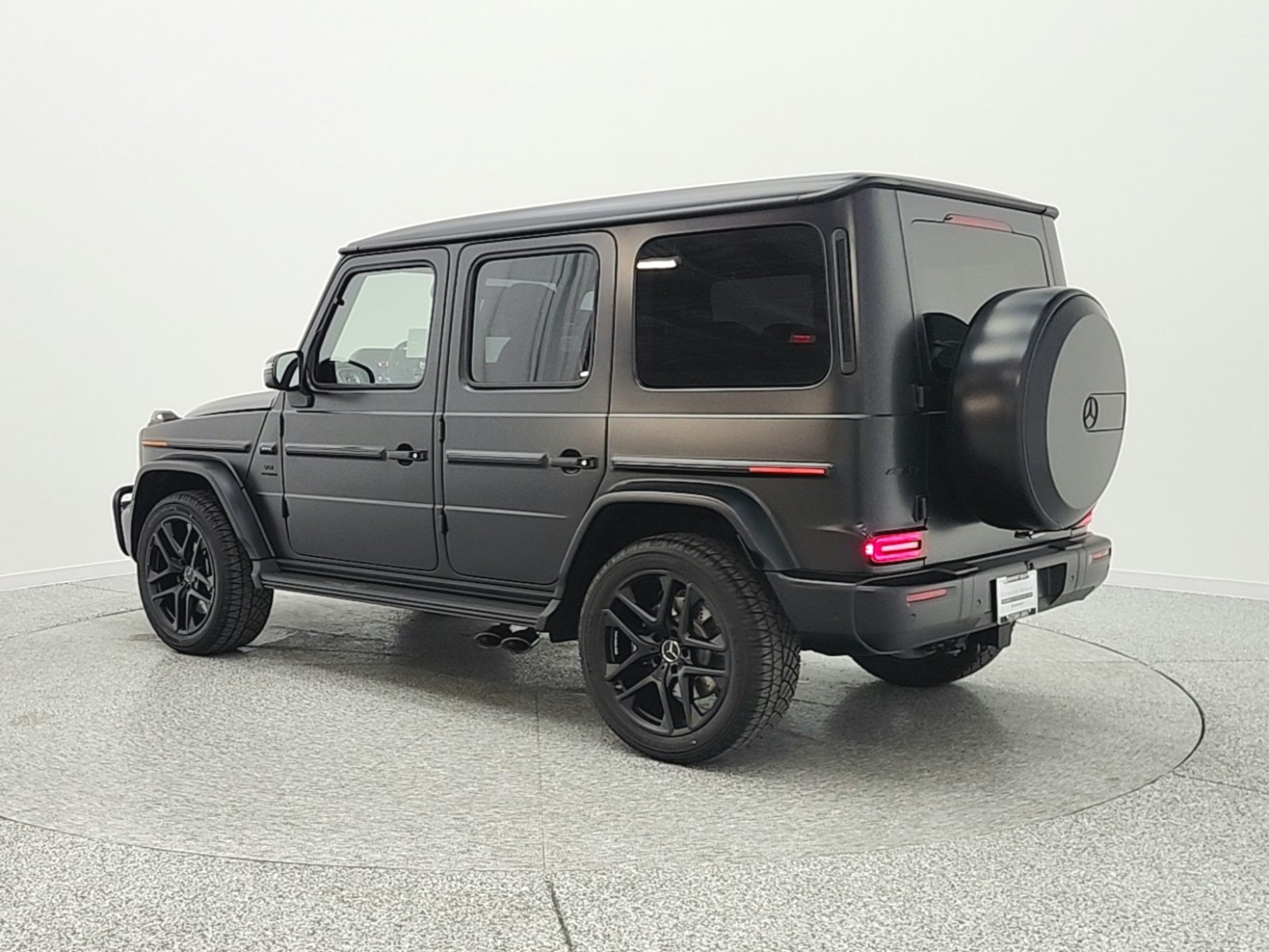 New 2026 MANUFAKTUR Night Black magno Mercedes-Benz AMG® G 63 image 7